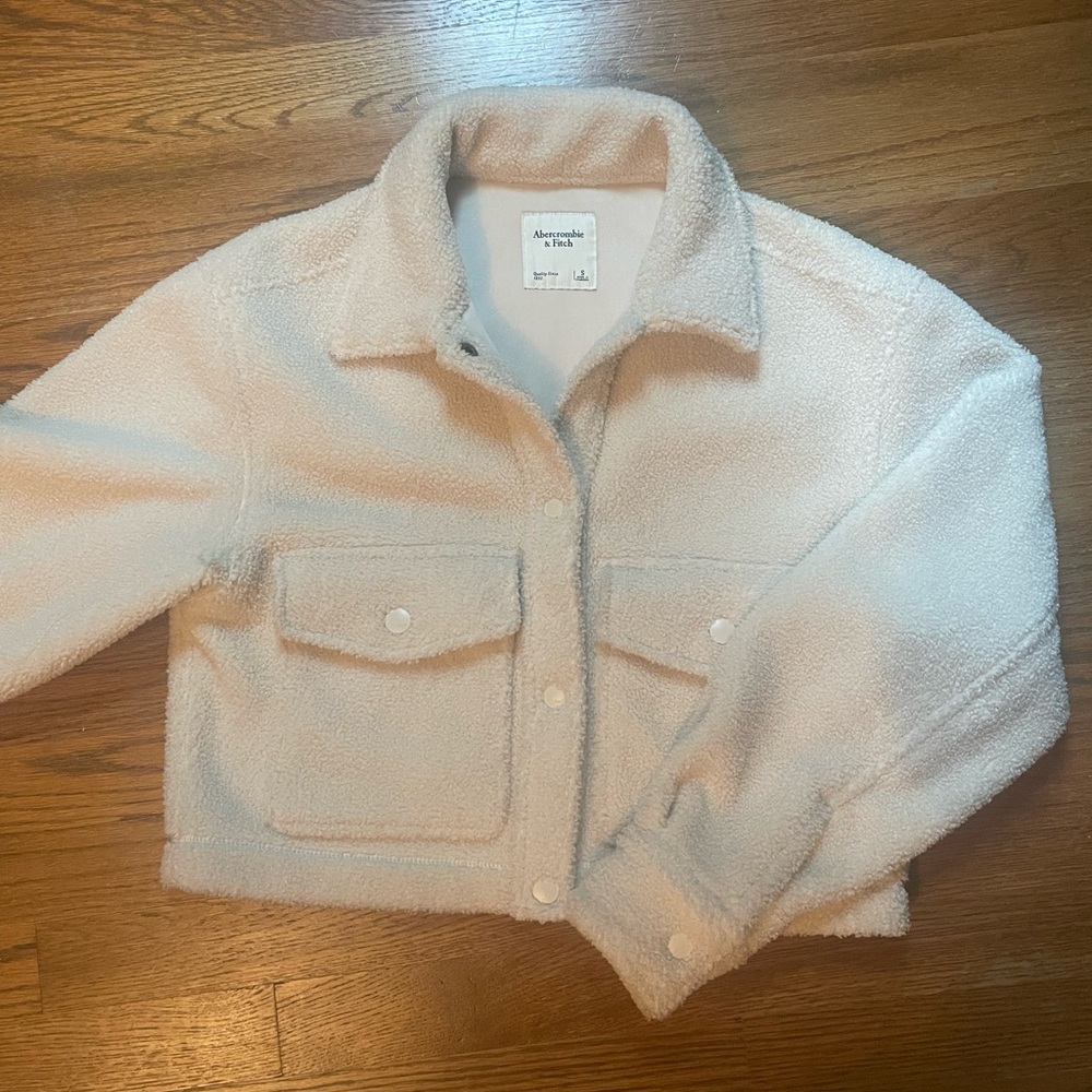 Abercrombie & Fitch Off-White Sherpa Jacket
